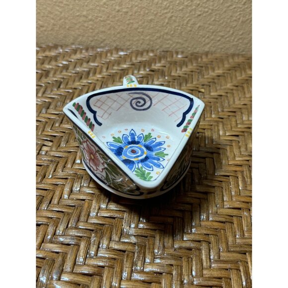 Vintage Holland Handwerk Aurora Triangular Ceramic Floral Creamer Dish 3 Footed - Picture 2 of 10